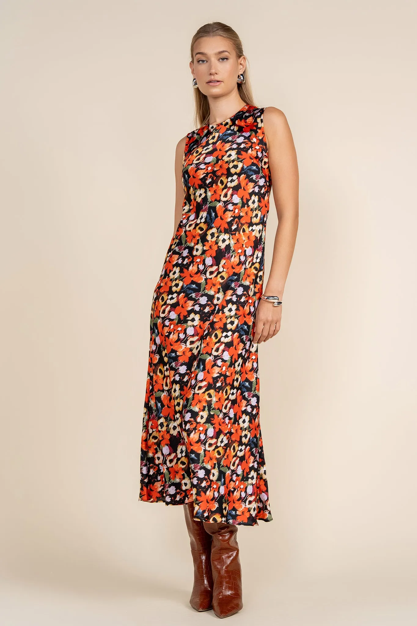 Apparalel Amelie Dress Black Floral