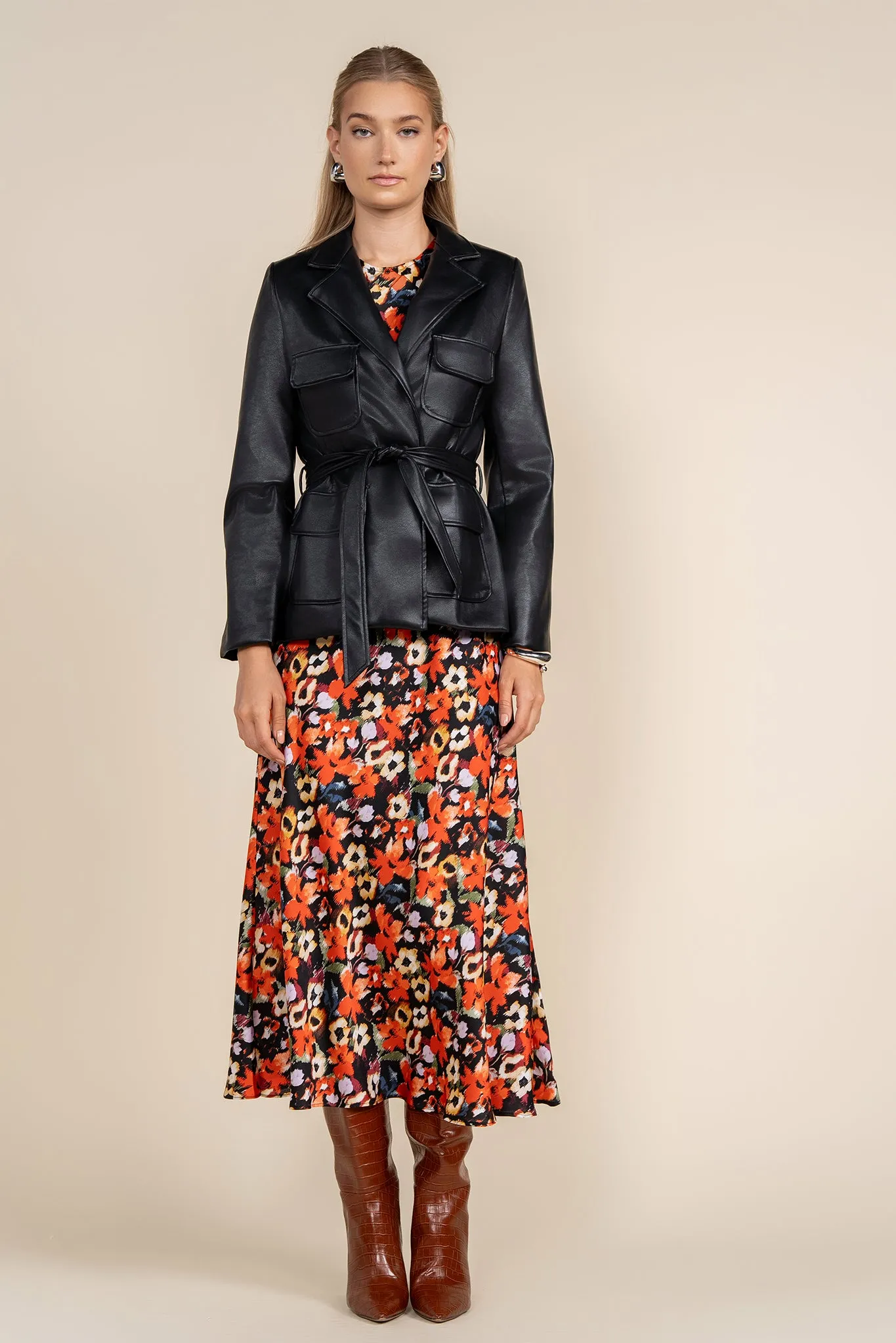 Apparalel Amelie Dress Black Floral