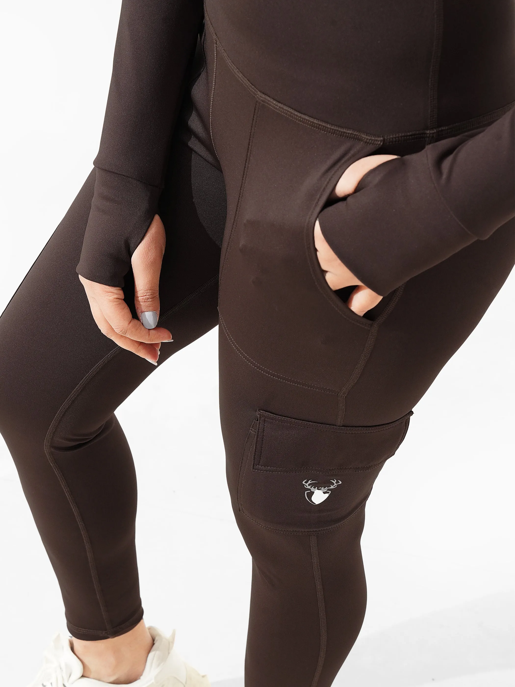 Detailed Cargo Pocket Legging in Brown