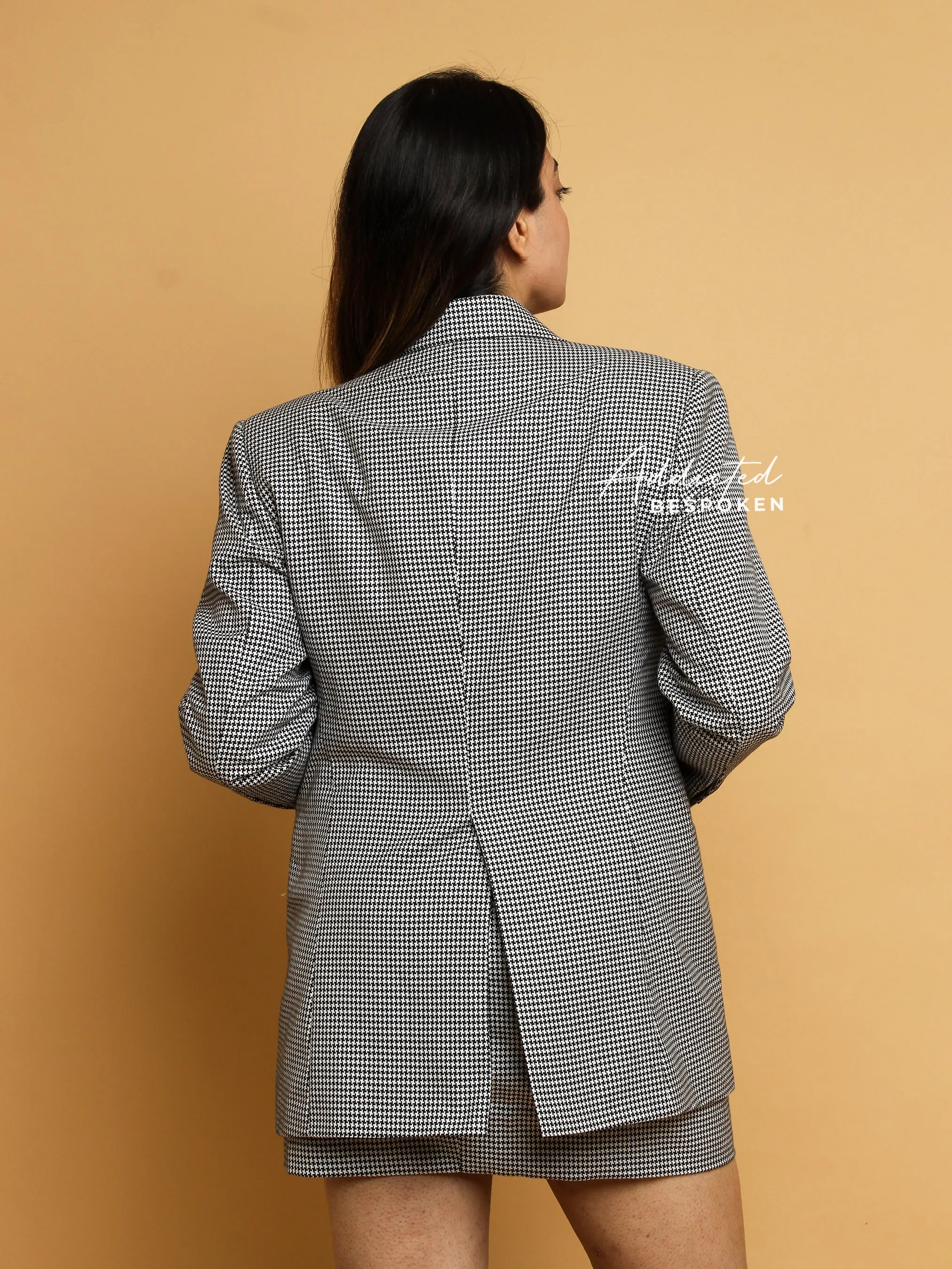Houndstooth Elegant Outfit