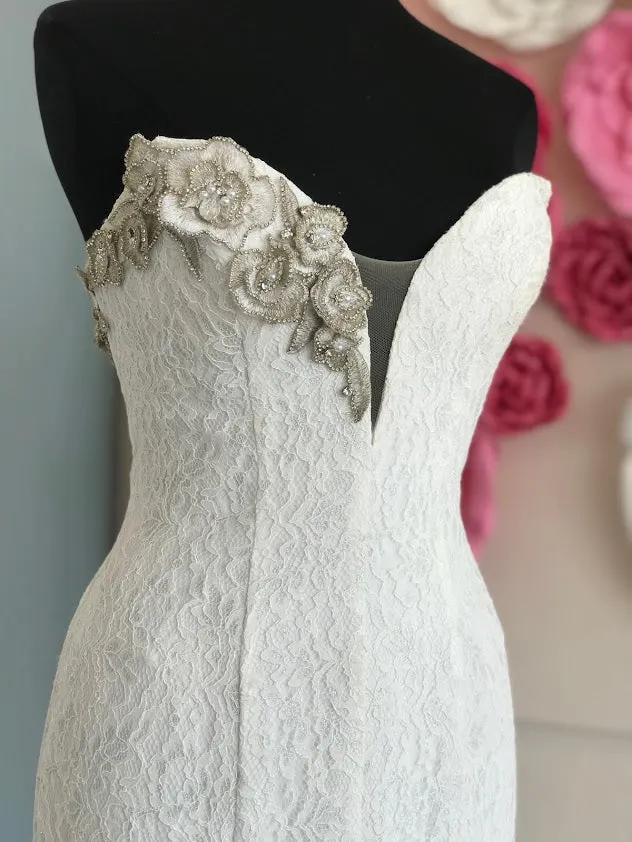 Johnathan Kayne B111 Size 6, 14 Lace Mermaid Wedding Dress Crystal Flower