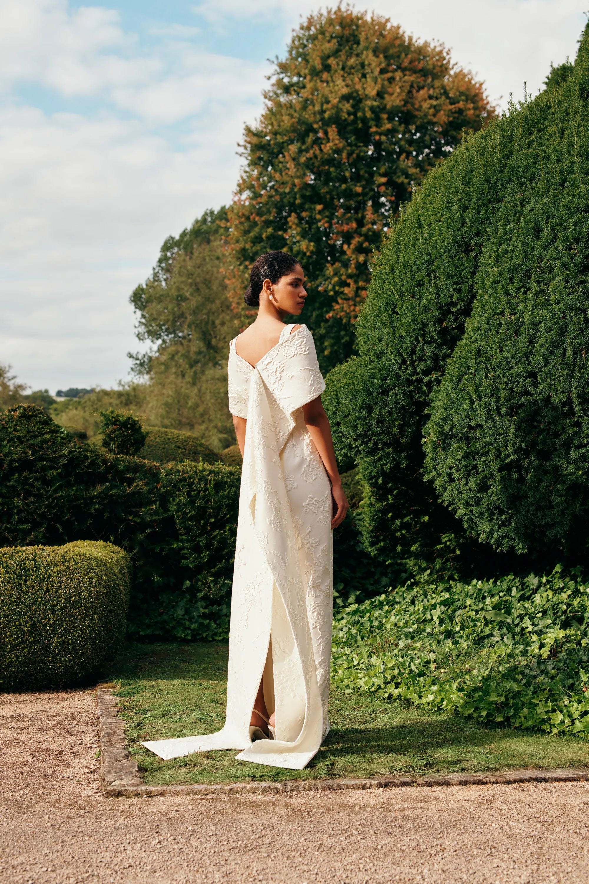 Sophia Bridal Train in Rose Jacquard