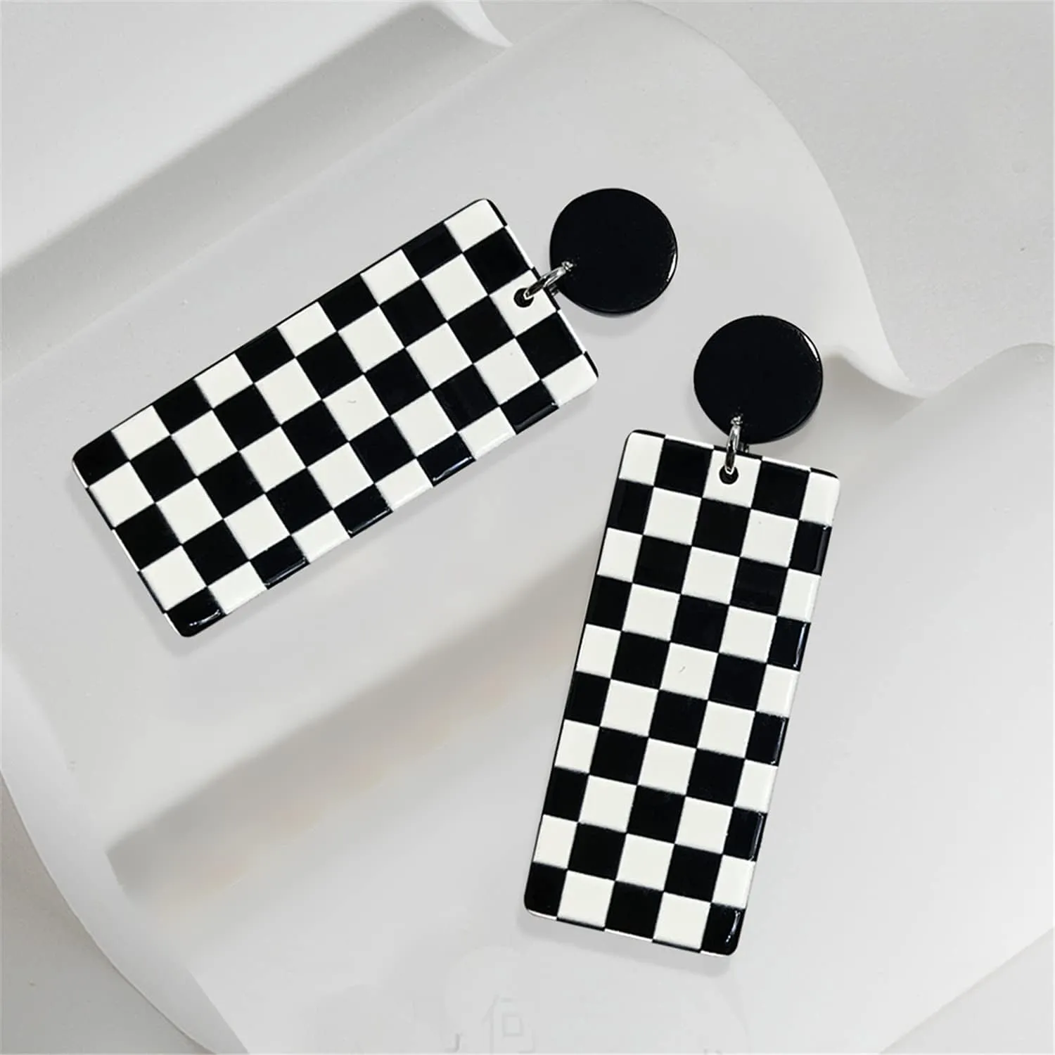 Unique Acrylic Black White Striped Checkered Dangle Drop Earrings Heart Flower Pattern Stud Earrings for Women Statement